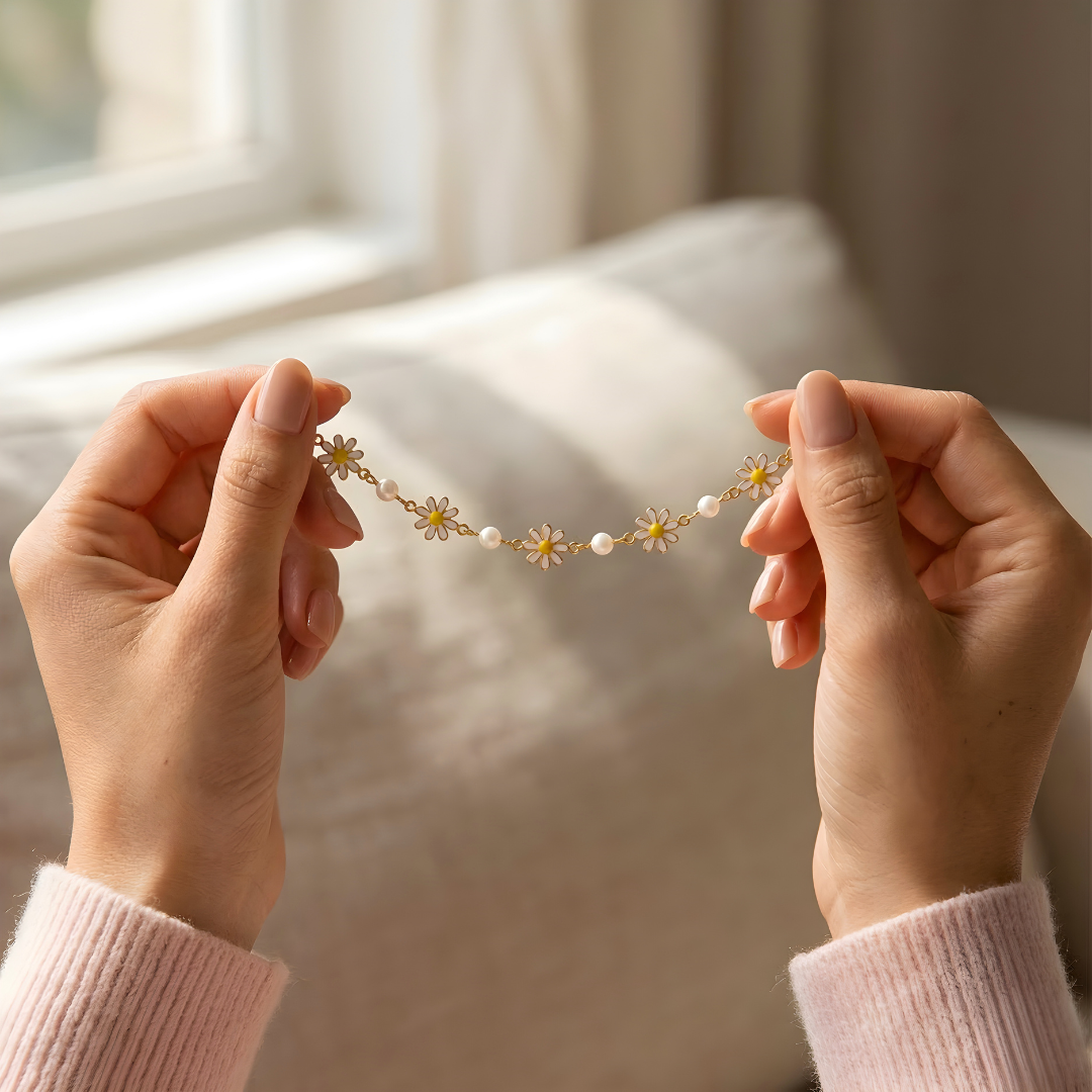 Daisy bracelet