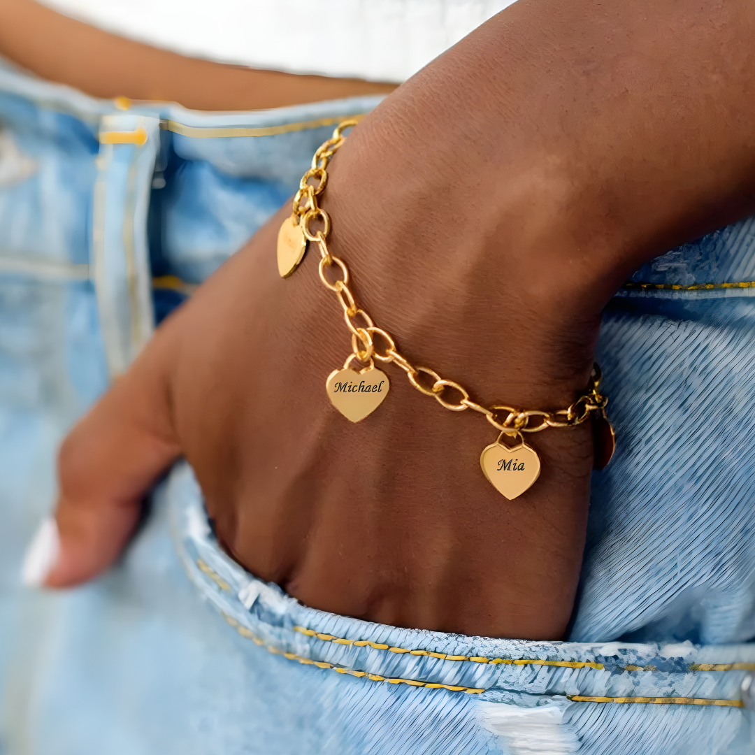 Hearts bracelet - Customizable with up to 6 Hearts