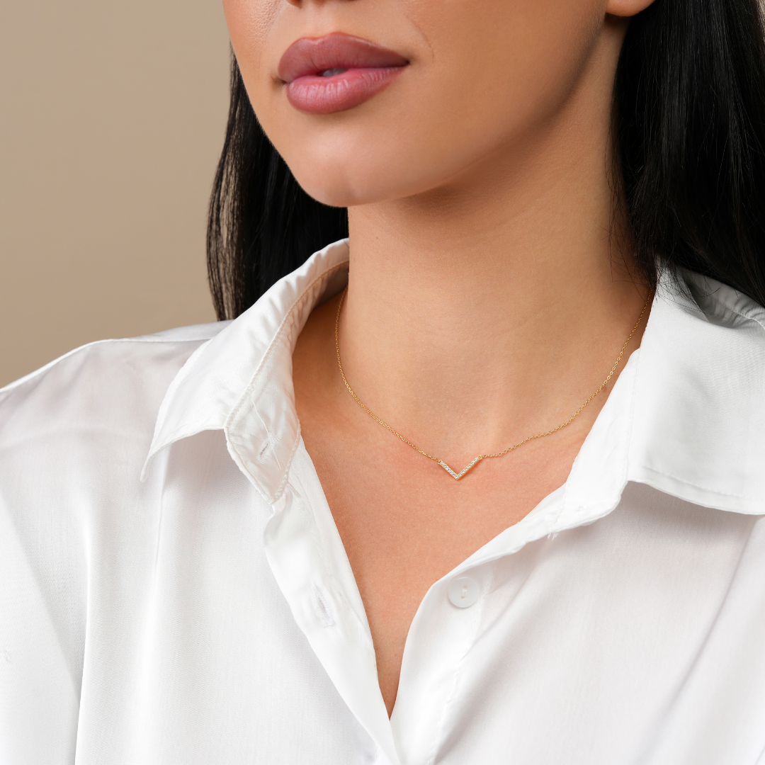Diamond Shine V Necklace