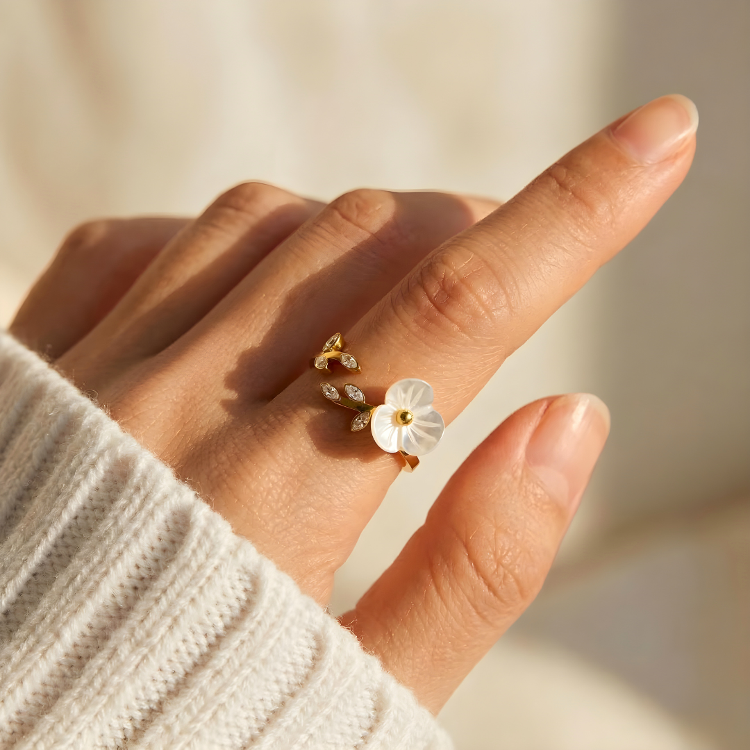 Blooming Love Ring