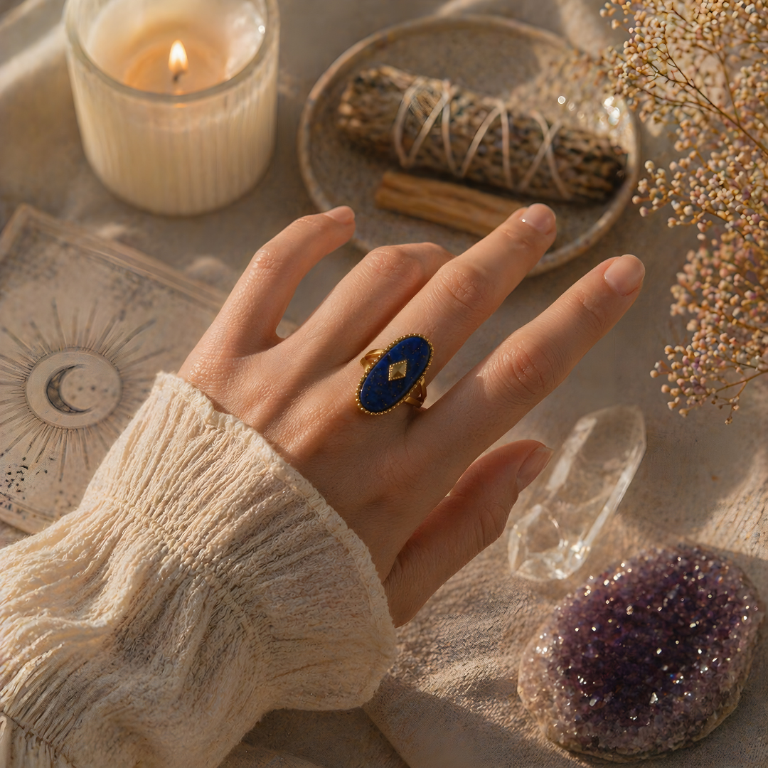 Amulet Ring – Lapis Lazuli