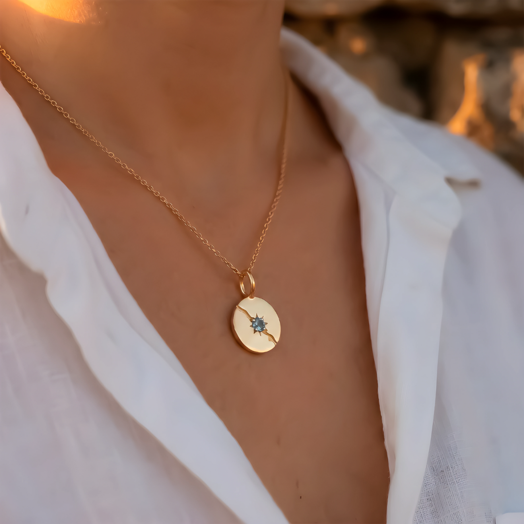 Light Crack Necklace