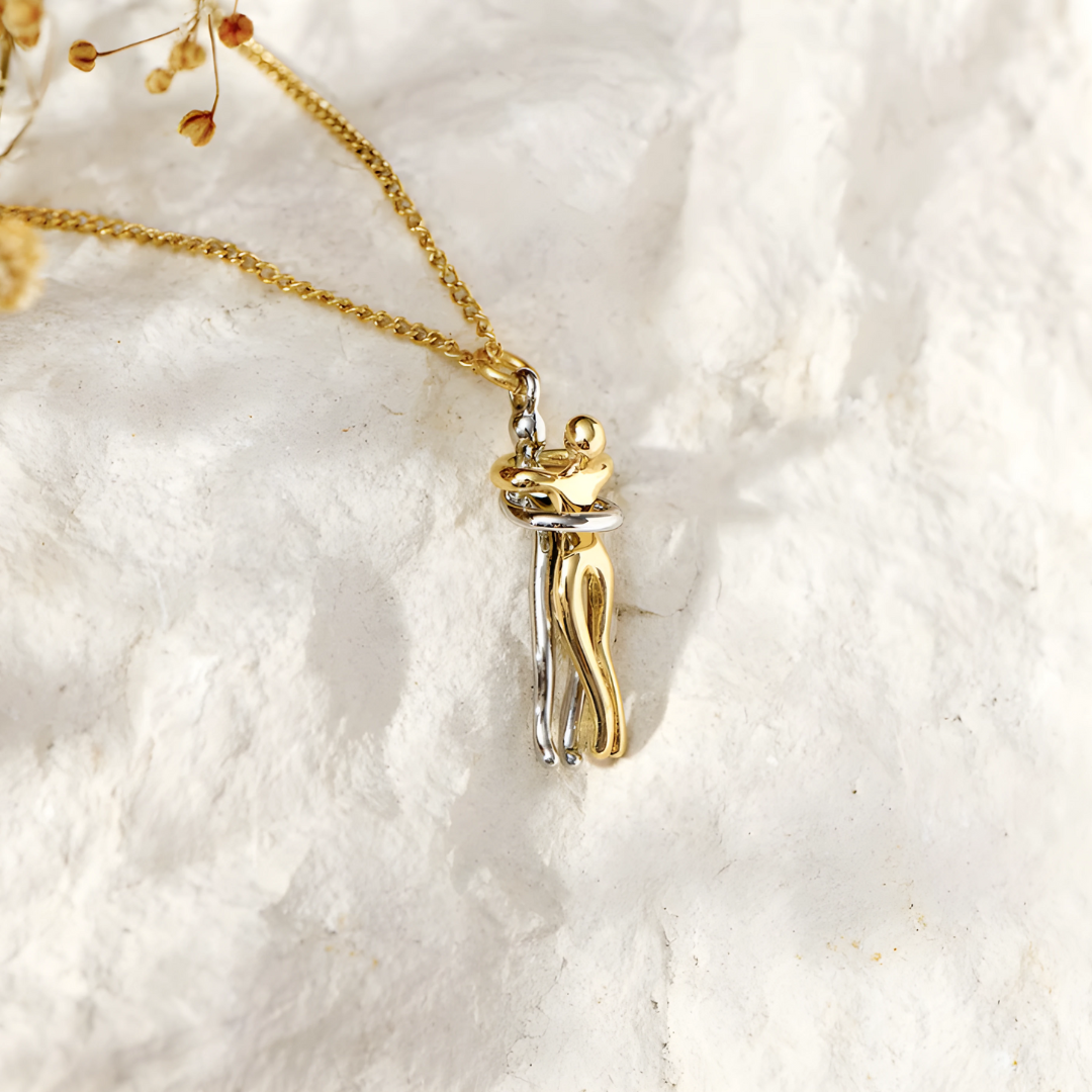 Hug Necklace