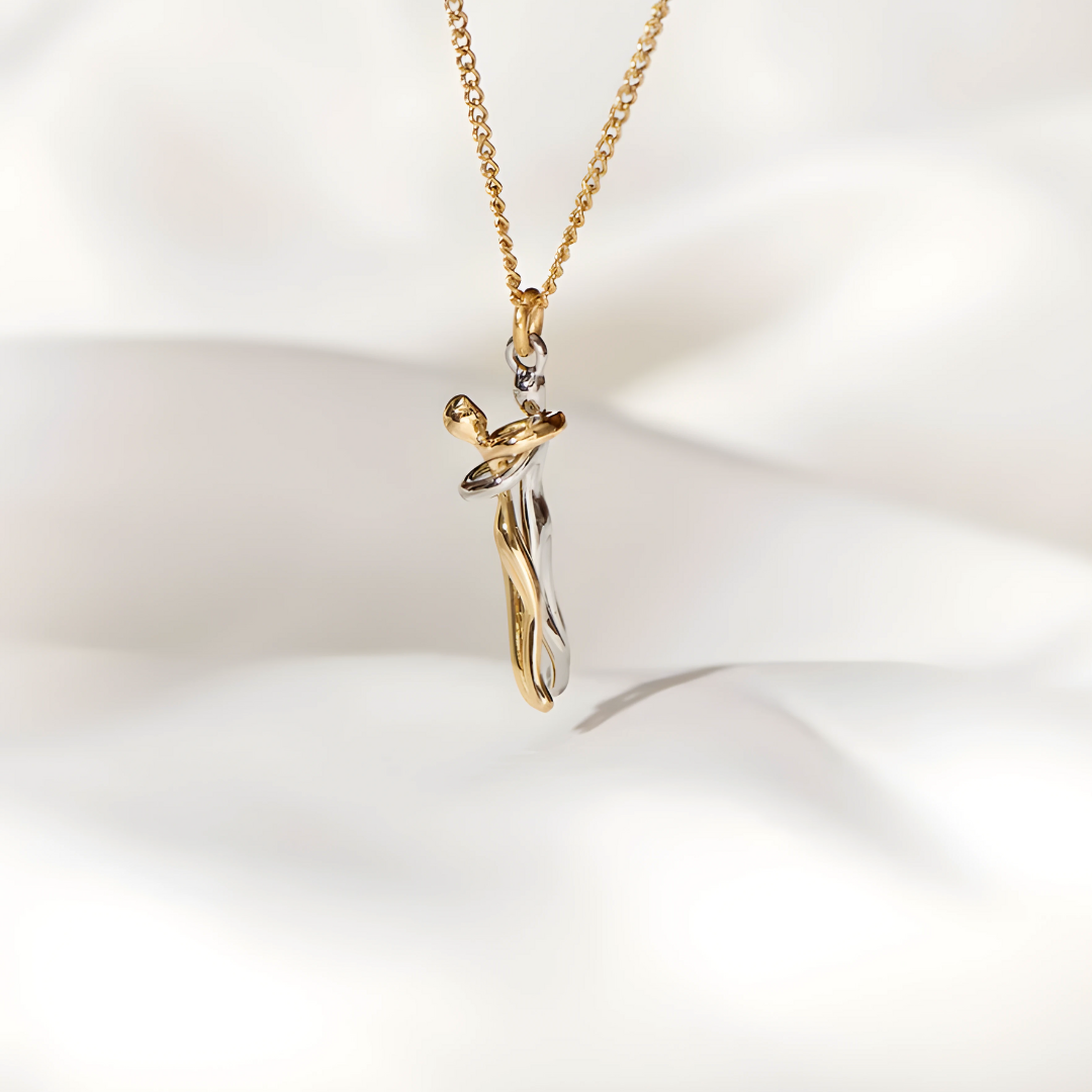 Hug Necklace