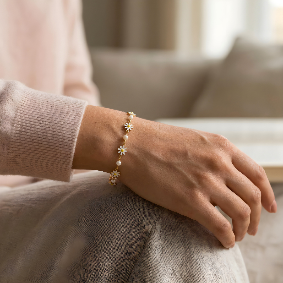 Daisy bracelet