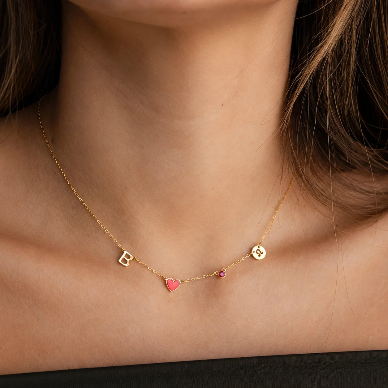 Collar con Inicial y Dije de Corazón