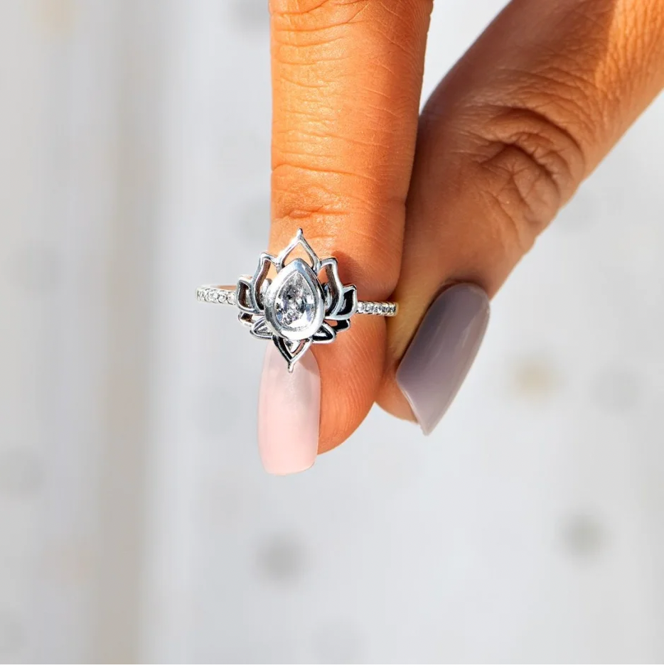 Lotus Ring – Starting Anew