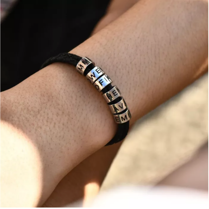 Family Bracelet – Personalized with Names