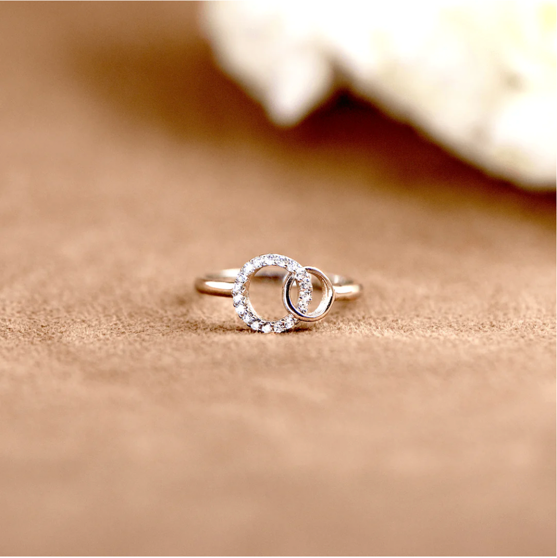 Eternal Ring – Mother & Daughter
