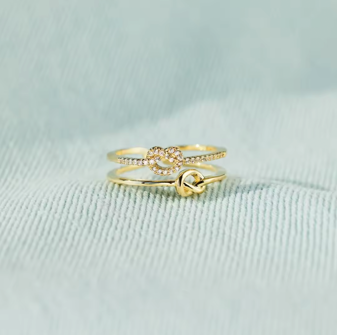Intertwined Love Ring – Love and Commitment