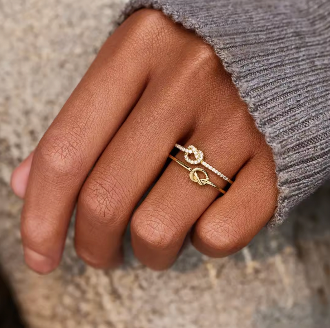 Intertwined Love Ring – Love and Commitment